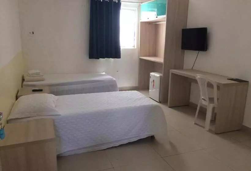 پانسیون Pousada Universitária