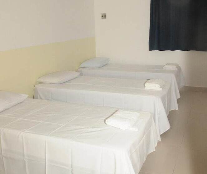 Pension (Hôtel basse catégorie) Pousada Universitária