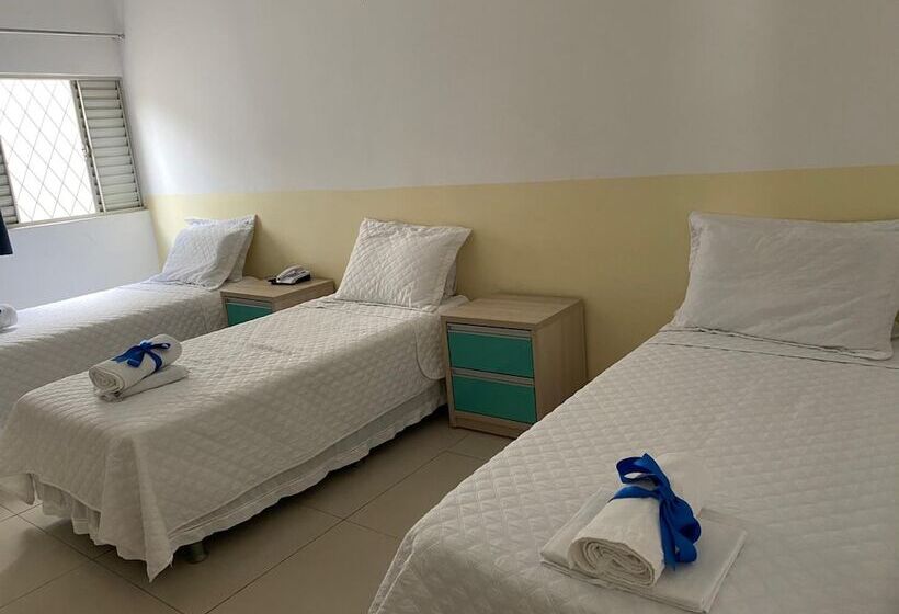 Pension (Hôtel basse catégorie) Pousada Universitária