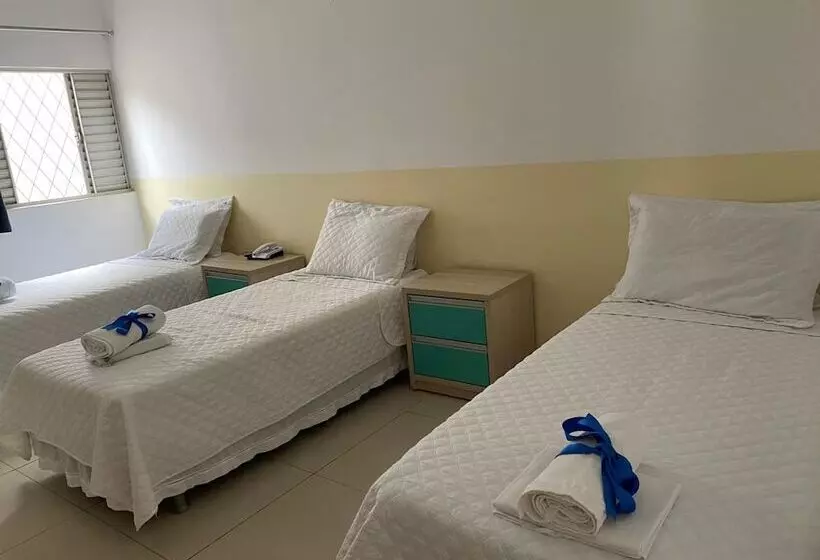 پانسیون Pousada Universitária