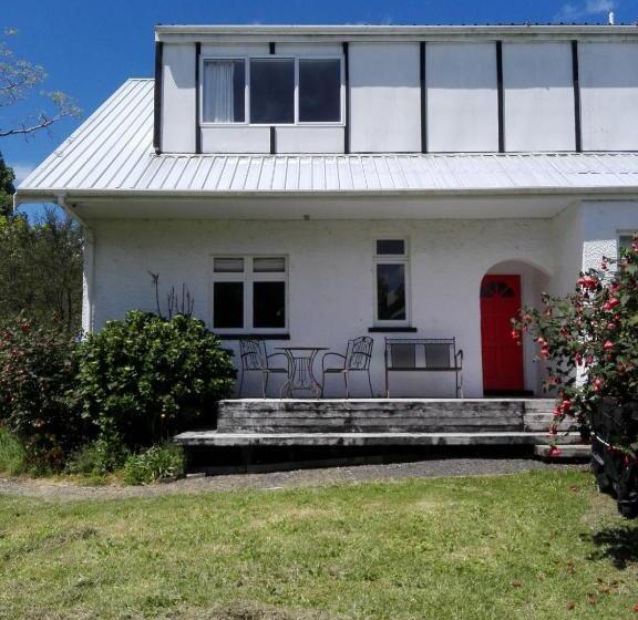 Пансион Purple Hen Country Lodge