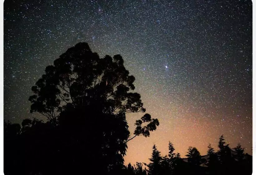 Majatalo Purple Hen Country Lodge