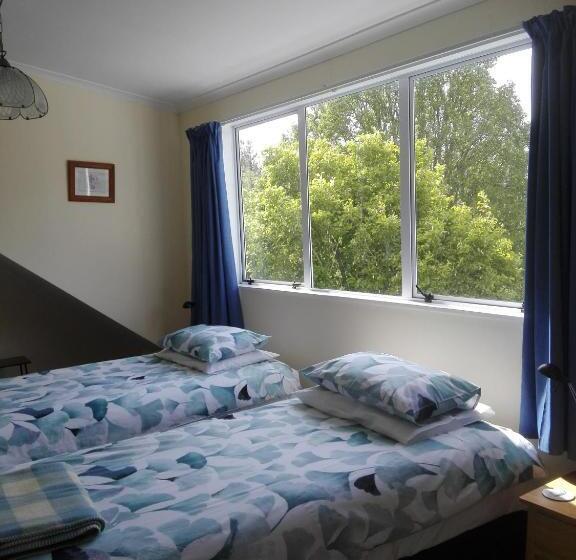 Пансион Purple Hen Country Lodge