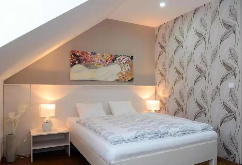 پانسیون Restaurace Obůrka