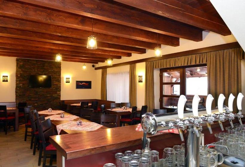 Panzió Restaurace Obůrka