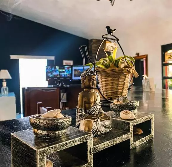 Majatalo Rocamar Hostel Boutique