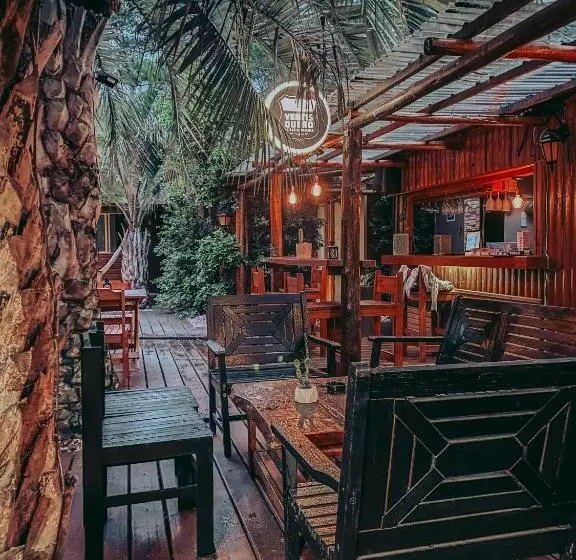 Majatalo Rocamar Hostel Boutique