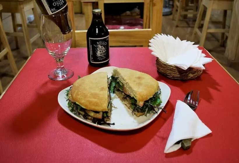 ペンション Nomades Chiloe Hostel