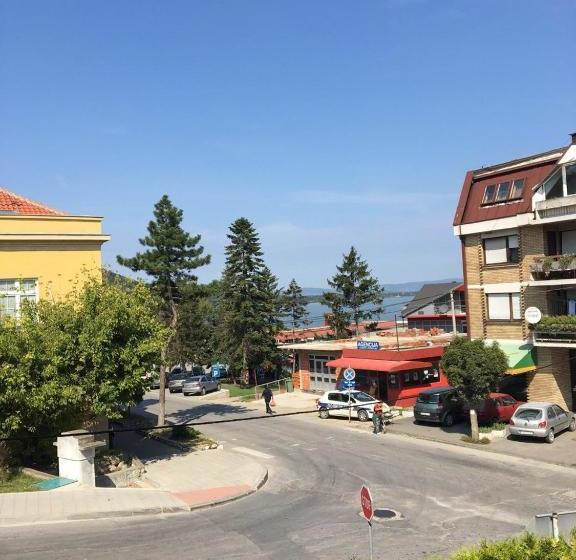 پانسیون Villa Mara