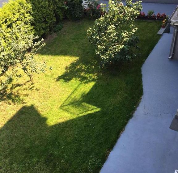 پانسیون Villa Mara