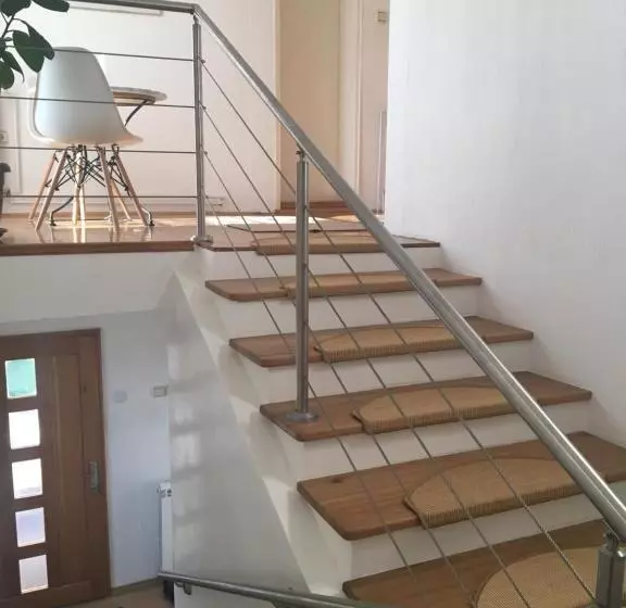 پانسیون Villa Mara