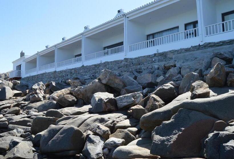 پانسیون The Cormorant House