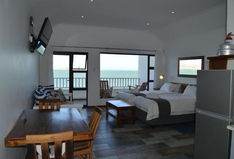 پانسیون The Cormorant House