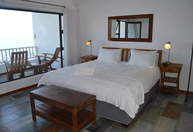 پانسیون The Cormorant House