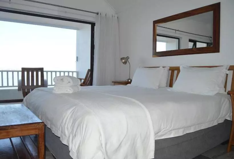 پانسیون The Cormorant House