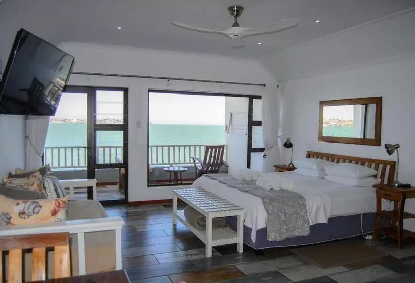 پانسیون The Cormorant House