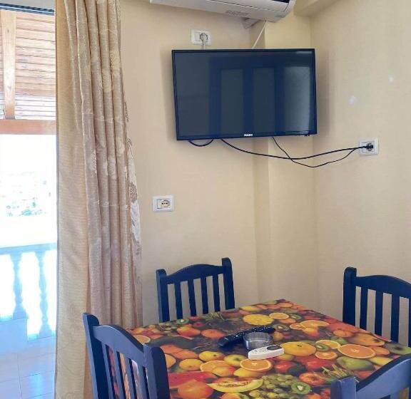 پانسیون Villa Roku