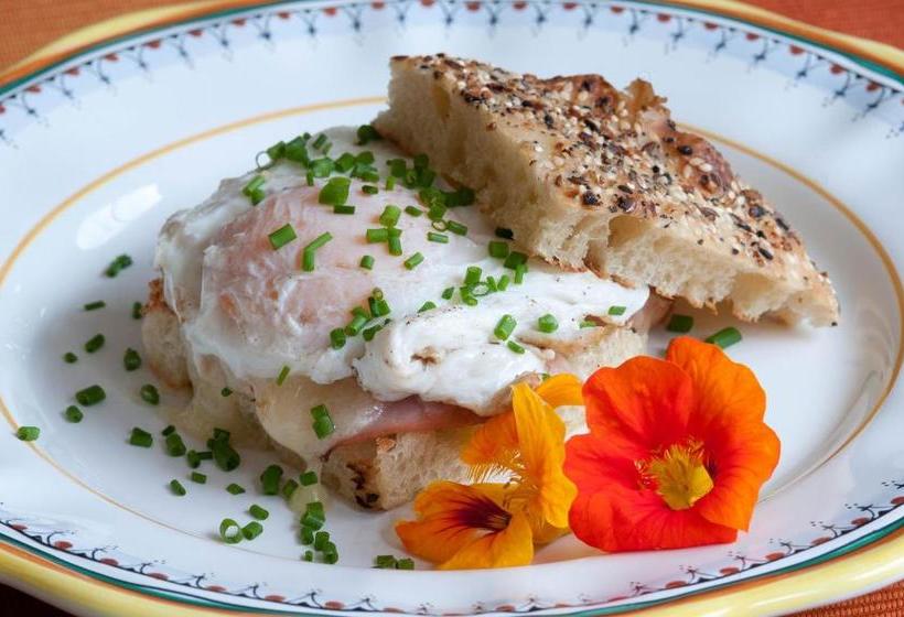 Coveside Bed & Breakfast