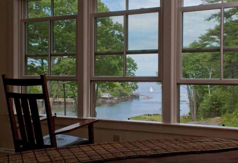 Coveside Bed & Breakfast