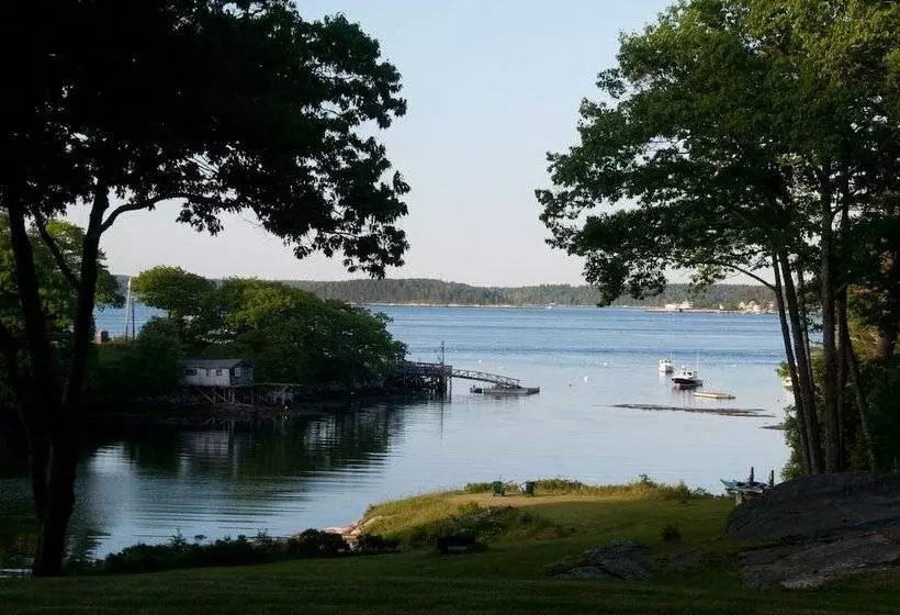 Coveside Bed & Breakfast