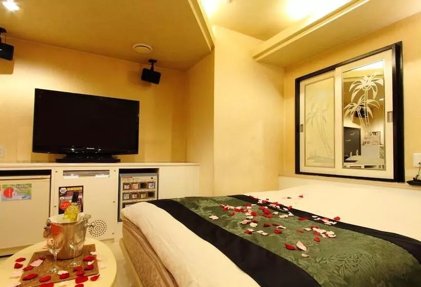 Hotelli Restay Fuchu