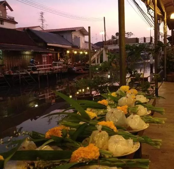 Majatalo Boobpha Resort