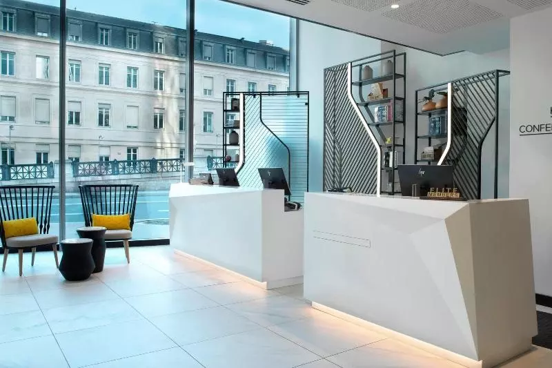 ペンション Courtyard By Marriott Paris Gare De Lyon