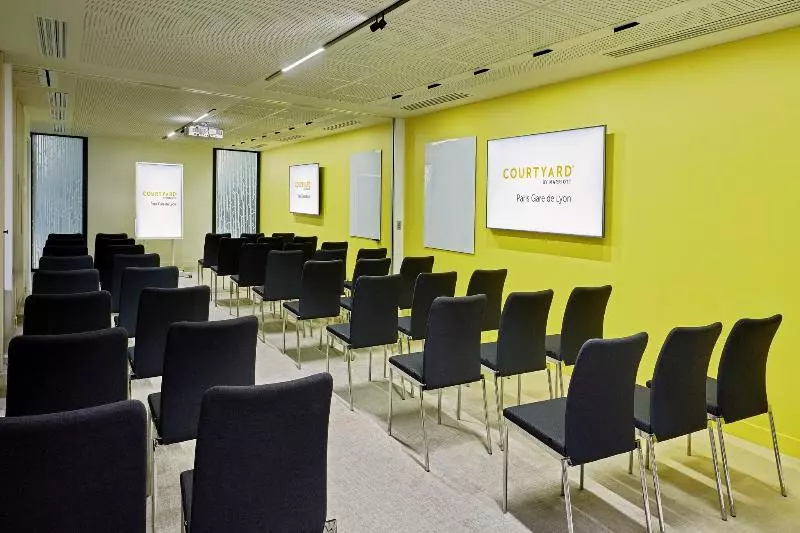 ペンション Courtyard By Marriott Paris Gare De Lyon