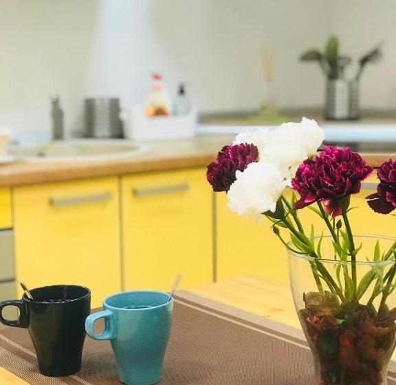 پانسیون Laisves Avenue Hostel Easy Kaunas