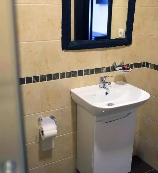 Albergue Astarta Inn