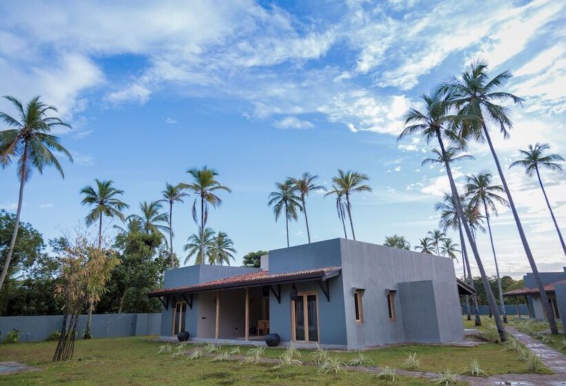 Hotel Wirdana Resort & Spa