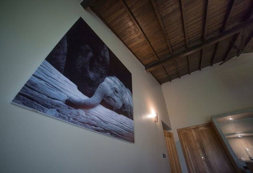 Hotel Wirdana Resort & Spa