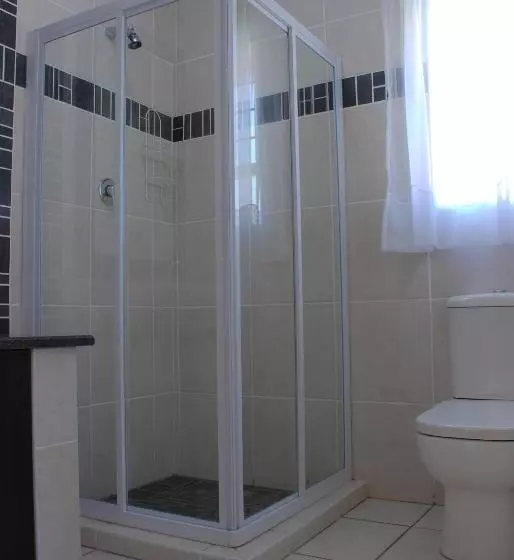 ペンション Asante Guest House