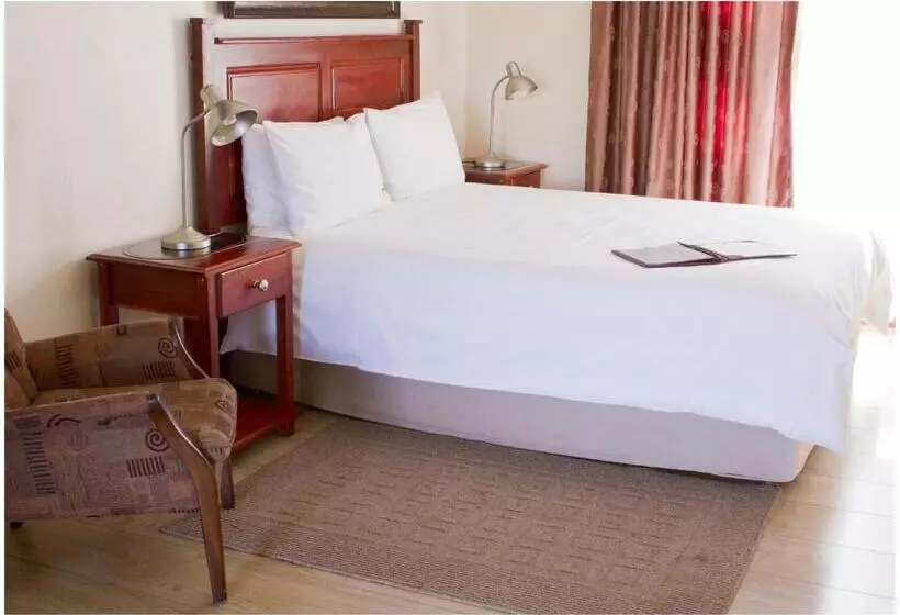 ペンション Asante Guest House