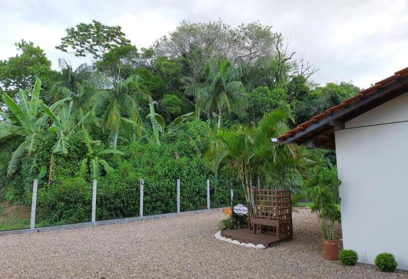 بنسيون Familien Haus Pousada