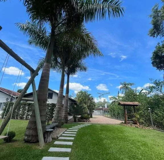 Majatalo Familien Haus Pousada