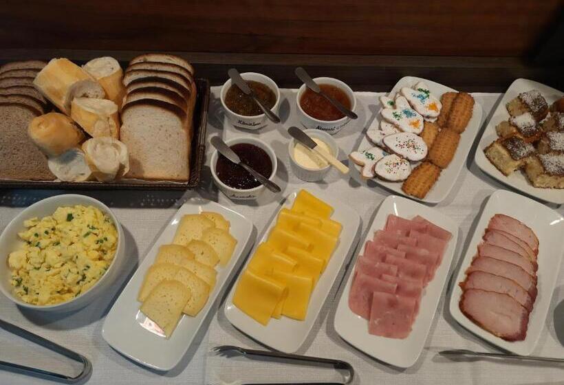 بنسيون Familien Haus Pousada