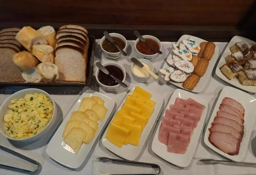 Majatalo Familien Haus Pousada