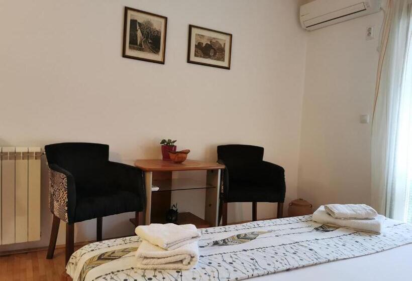 پانسیون Guesthouse Vukasevic