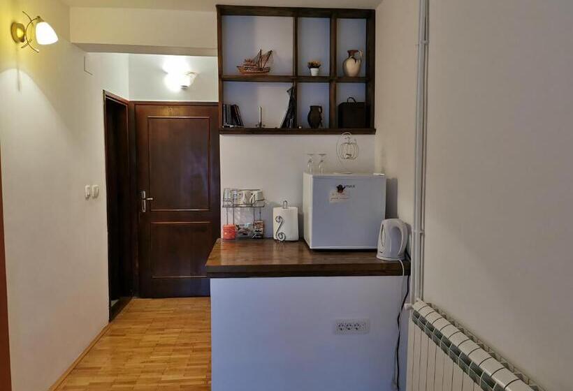 پانسیون Guesthouse Vukasevic