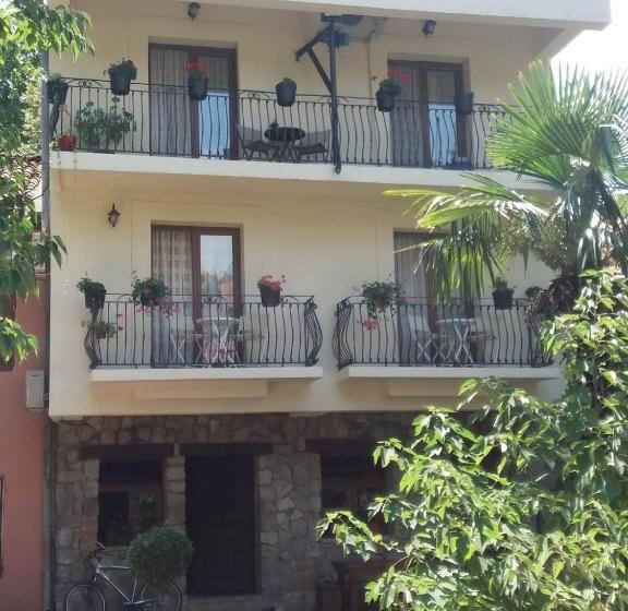 پانسیون Guesthouse Vukasevic