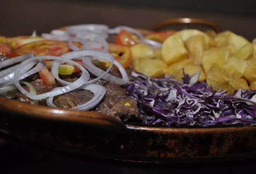 ペンション Pousada Taruma