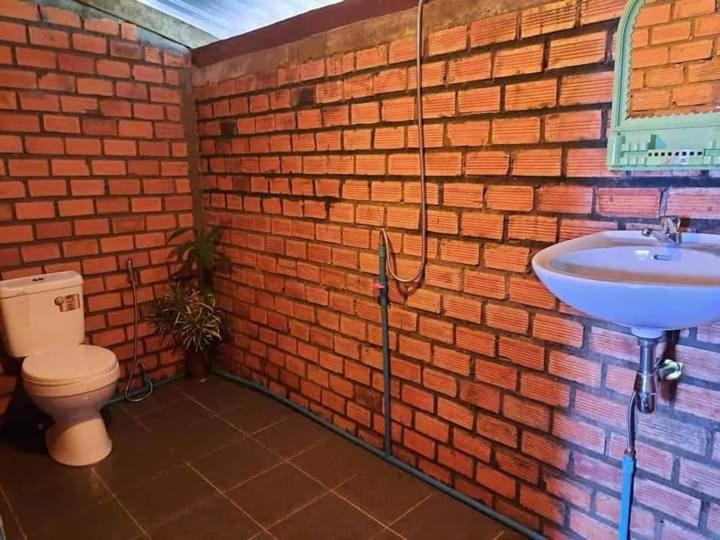 Общежитие Tree Lodge Banlung