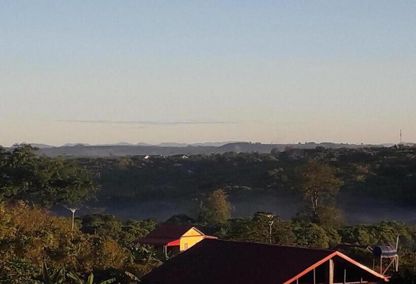 Общежитие Tree Lodge Banlung