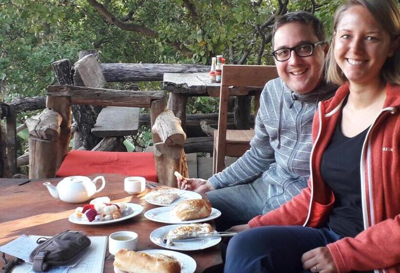 Общежитие Tree Lodge Banlung