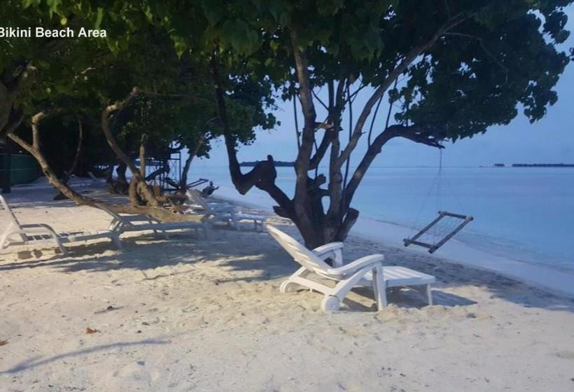 پانسیون Adroit Beach Inn