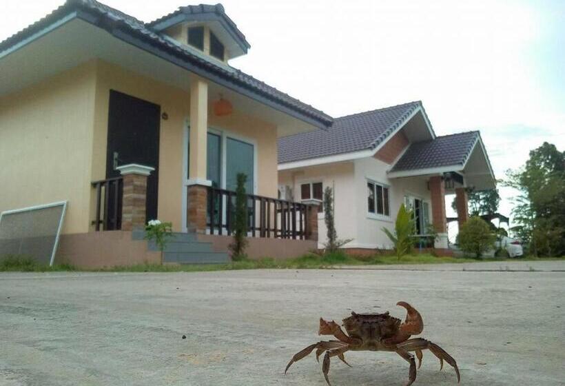 פנסיון Suwi Coco Ville Resort