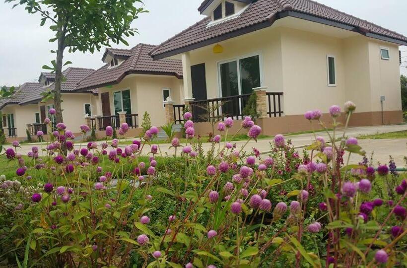 פנסיון Suwi Coco Ville Resort