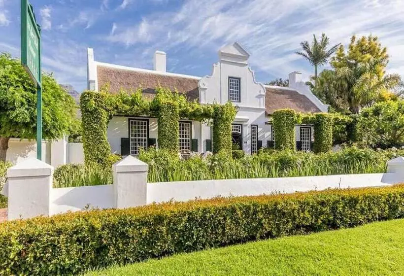 پانسیون Van Der Stel Manor