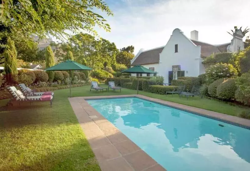 پانسیون Van Der Stel Manor